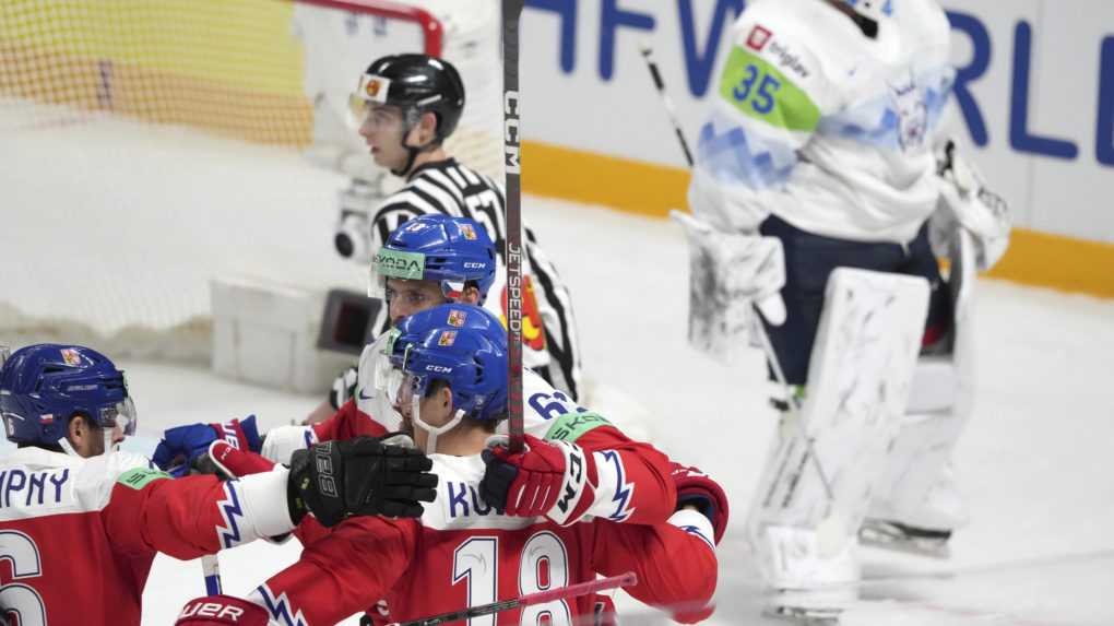 Českí hokejisti prekvapenie so Slovinskom nedopustili