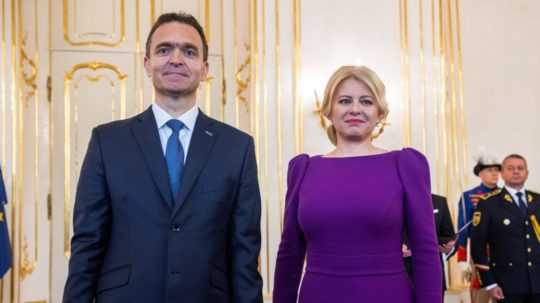 Na snímke prezidentka SR Zuzana Čaputová a nový predseda vlády Ľudovít Ódor.