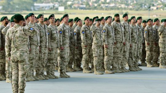 Na letisku Sliač v roku 2012 privítali 123 slovenských vojakov, ktorí sa vrátili po polročnom pôsobení v misii ISAF v Afganistane.