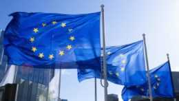 Na ilustračnej snímke vlajka Európskej únie.