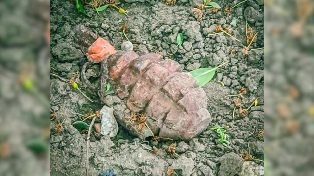 Žena v Nesvadoch na záhrade našla funkčný granát z druhej svetovej vojny. Podobné nálezy stále pribúdajú