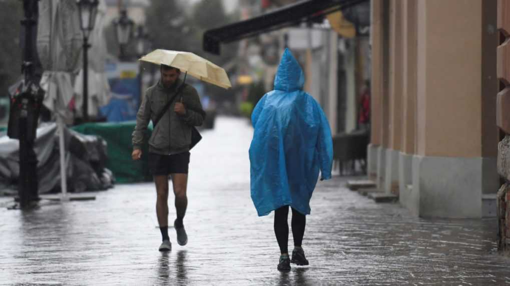 Slovensko zasiahne dážď: Pre viaceré okresy platia výstrahy