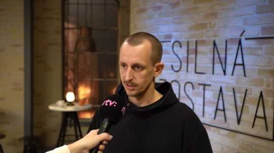 Roman Samotný, majiteľ kaviarne Tepláreň a scenárista relácie RTVS Silná zostava.