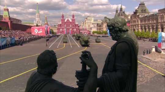 Na snímke je záber zo slávnostných sprievodov v Moskve 9. mája 2023.