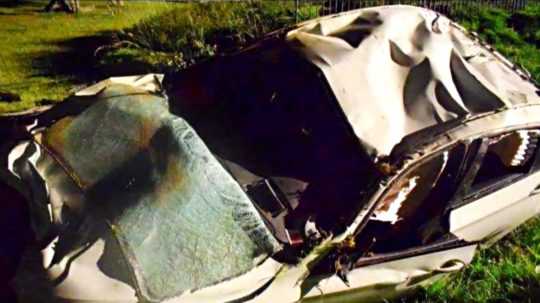 Snímka vozidla po nehode na Zemplíne.
