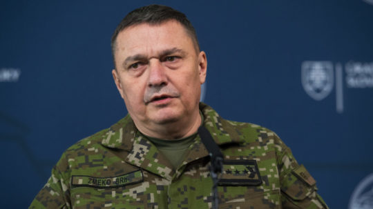 Na snímke náčelník Generálneho štábu Ozbrojených síl (OS) SR Daniel Zmeko.