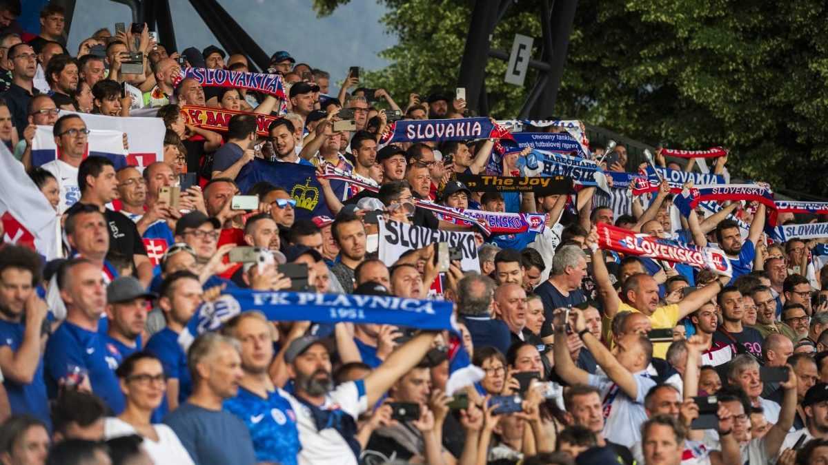 SlovenskÃƒÂ­ futbalovÃƒÂ­ fanÃƒÂºÃ…Â¡ikovia