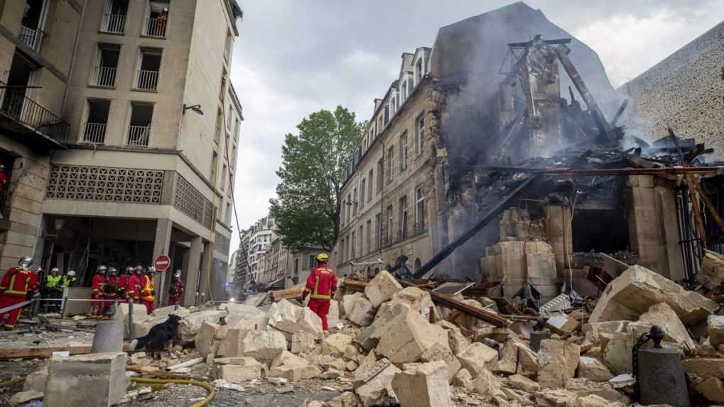 Výbuch v Paríži: Pod troskami budovy sa po šiestich dňoch našlo telo