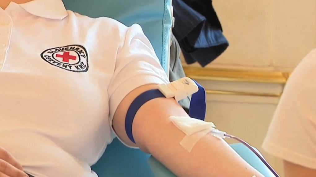 Ľudia mali možnosť darovať krv v Prezidentskom paláci. Darovanú krv niekto potrebuje každé dve sekundy
