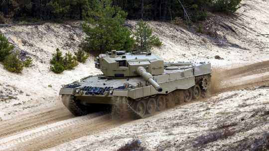 Nemecký tank Leopard 2A4.