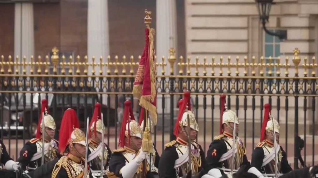 Karol III. má prvé oficiálne narodeniny z pozície monarchu. Na slávnosť zavítali stovky pozvaných hostí