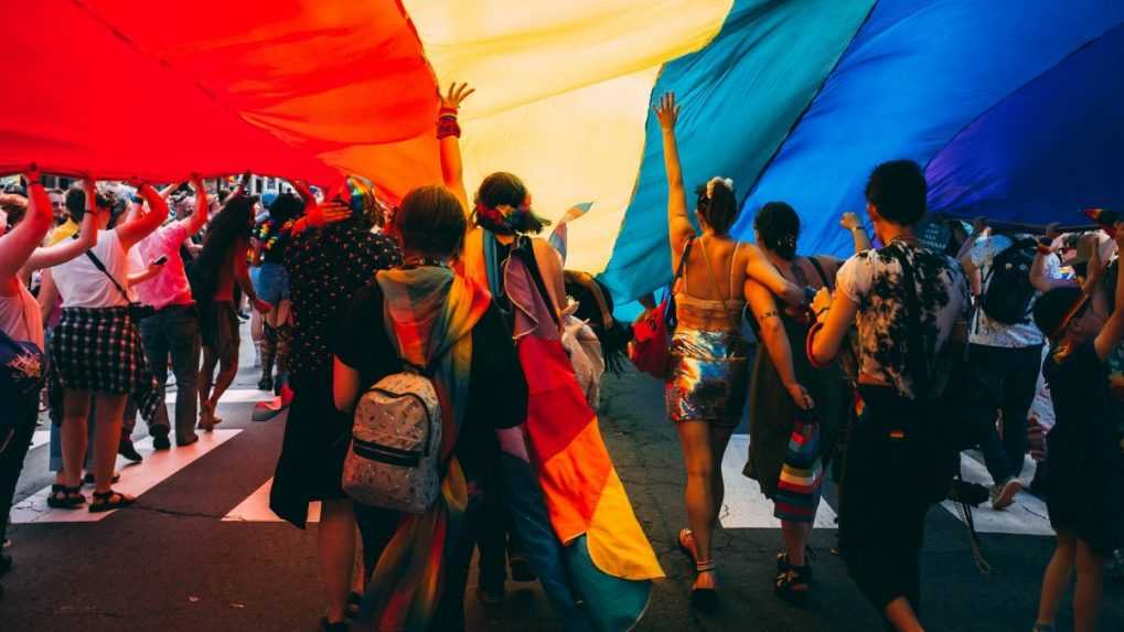 Estónsko sa pridalo k ďalším európskym štátom, ktoré umožňujú manželstvá párov rovnakého pohlavia