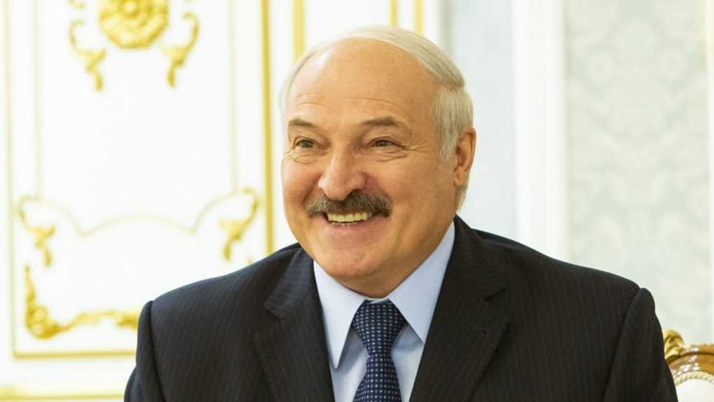 Europoslanci žiadajú o vydanie medzinárodného zatykača na Lukašenka
