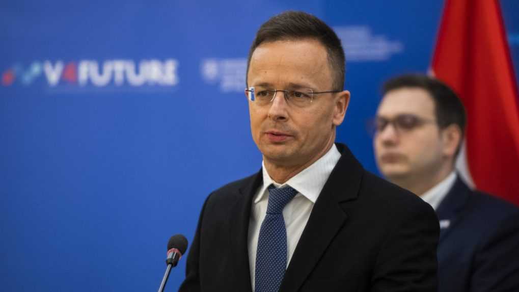 Výroky maďarského šéfa diplomacie o T. Gašparovi a polícii vyvolali rozruch: Szijjártó vstúpil do volebnej kampane, tvrdí E. Heger