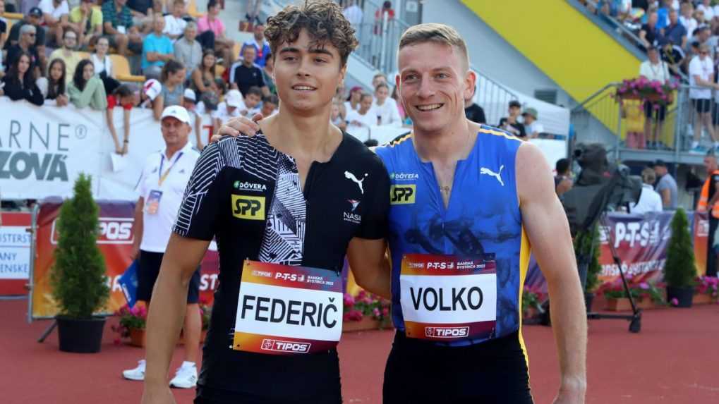 Slovenskí šprintéri Filip Federič a Ján Volko