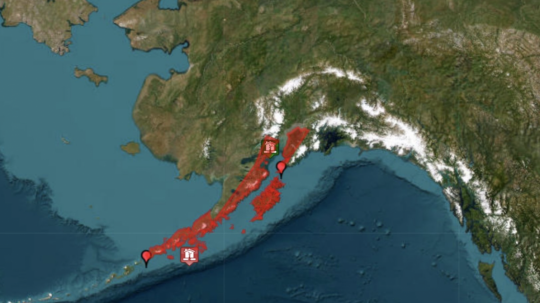 Zemetrasenie s magnitúdou 7,2 zasiahlo v noci na nedeľu oblasť južne od pobrežia Aljašky.