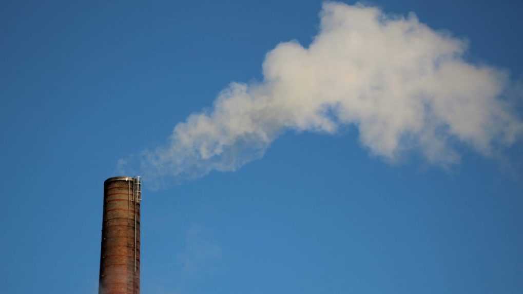 Firmy znečisťujúce životné prostredie budú v Británii čeliť neobmedzeným pokutám