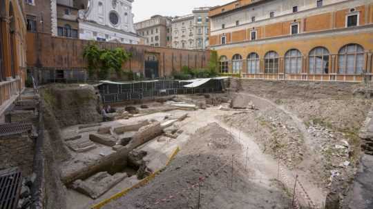 Pozostatky Nerovho divadla