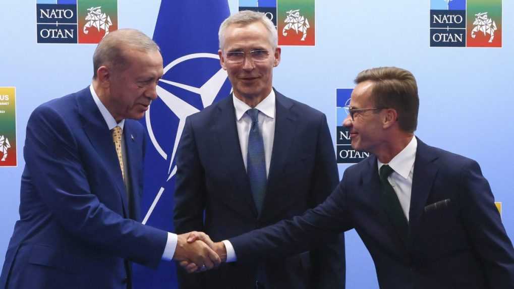 Švédsko je o krok bližšie k NATO. Erdogan súhlasil s jeho vstupom do Aliancie