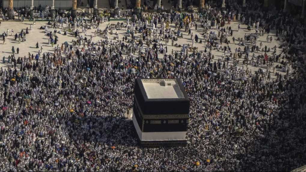 Tradičná islamská púť do Mekky je na konci. Zúčastnili sa jej takmer dva milióny moslimov