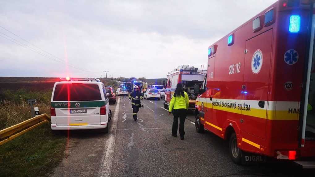 Odsúdili vodiča nákladného auta, ktorý pri zrážke s autobusom zavinil smrť 12 ľudí