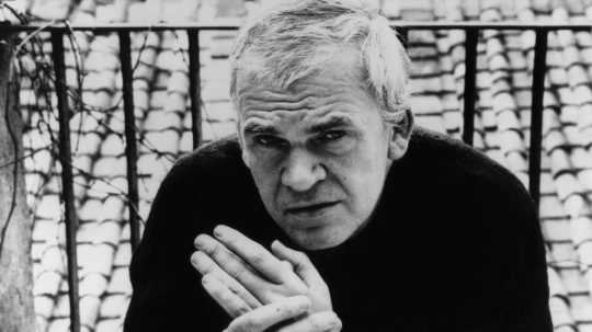 Česko-francúzsky spisovatel a básnik Milan Kundera.