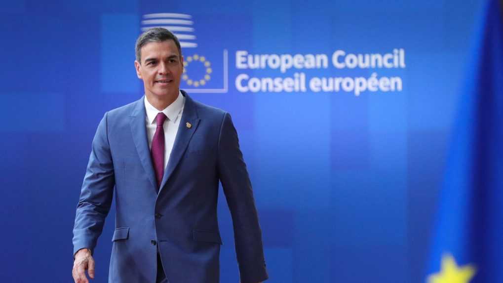 Španielsko sa ujalo predsedníctva v Rade EÚ, premiér Sánchez na návšteve Kyjeva