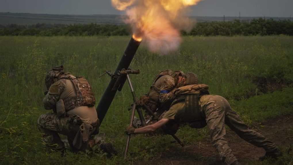 Ukrajina zasiahla kazetovou muníciou obec Žuravľovka v Belgorodskej oblasti, tvrdí tamojší gubernátor
