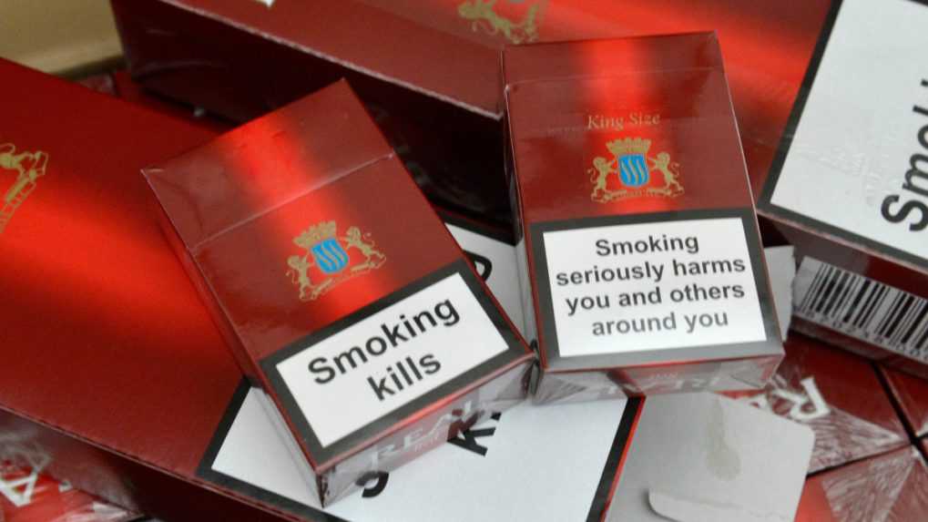 Jed v každom potiahnutí, aj takto budú znieť varovania, ktoré Kanada uvedie na jednotlivých cigaretách