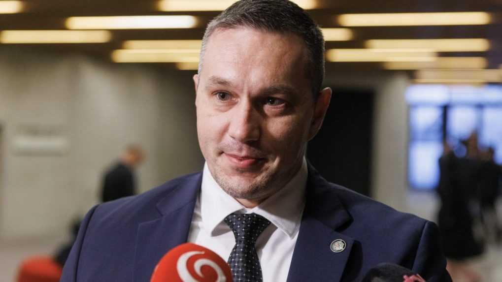 Michal Aláč končí ako šéf tajnej služby, prezidentka ho odvolala