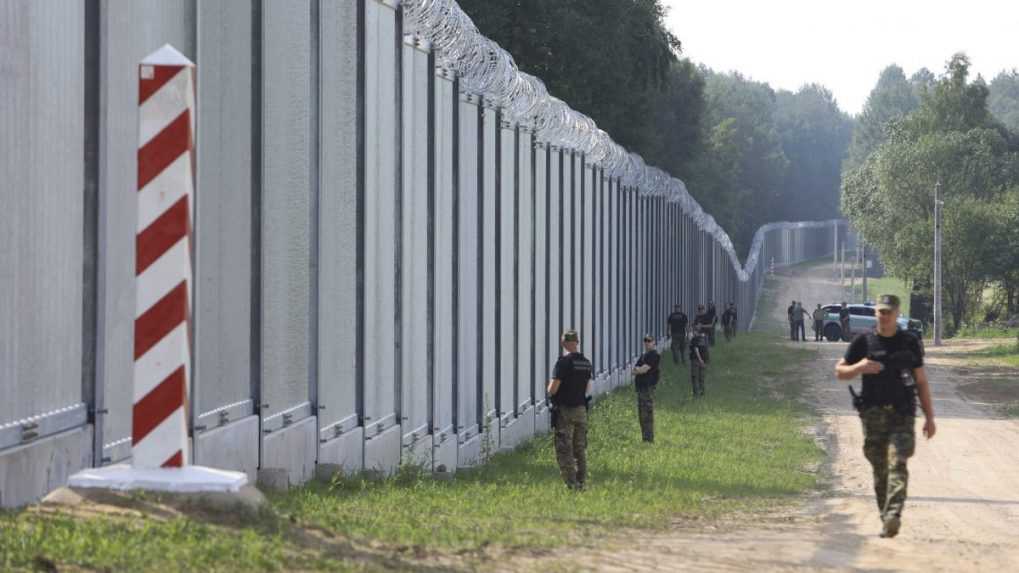 Poľskí pohraničníci žiadajú vyslanie ďalších vojakov na hranice s Bieloruskom, situácia sa tam komplikuje