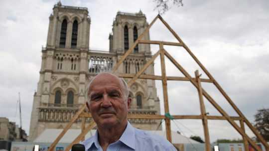 Generál, ktorý dozeral na obnovu Notre-Dame, zahynul počas túry v Pyrenejach.
