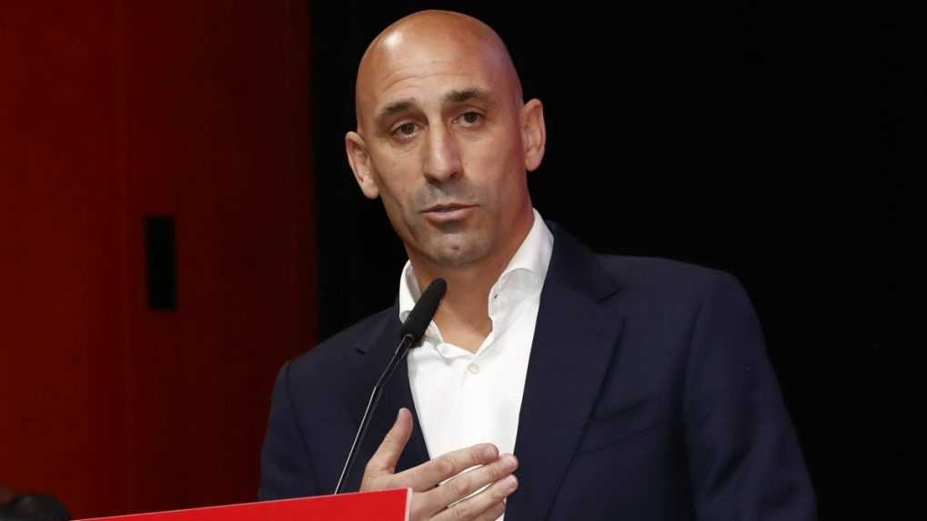 Rubiales vyhlásil, že je obeťou honu na čarodejnice a odmietol odstúpiť z postu prezidenta Španielskej futbalovej federácie