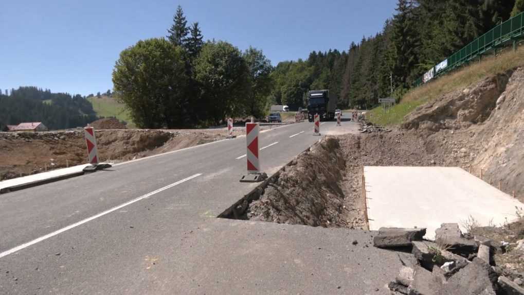 Cez Donovaly vodiči najbližšie dni neprejdú, horský priechod pre rekonštrukciu uzatvoria