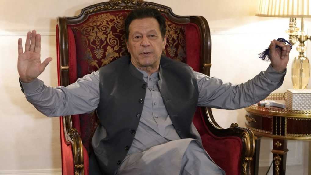 Bývalého pakistanského premiéra odsúdili za úplatkárstvo