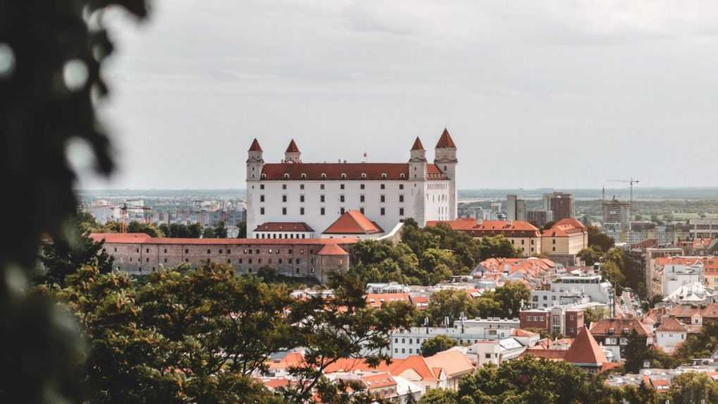 Slovensko je na chvoste rebríčka prosperity v rámci EÚ, lepšie sa žije v susednom Česku