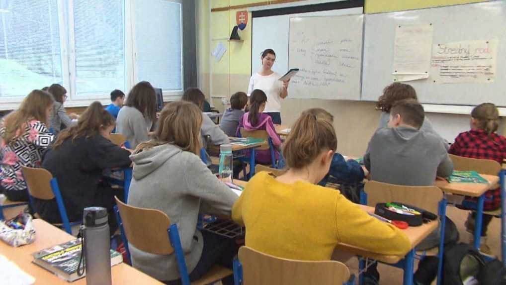 Na Slovensku chýbajú kvalifikovaní učitelia:  Niektoré predmety vyučujú pedagógovia bez príslušného vzdelania
