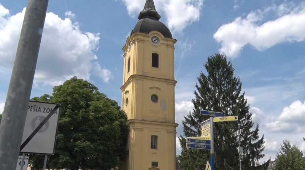 Slovenský unikát – šikmá veža vo Vrbovom – sa dočká obnovy