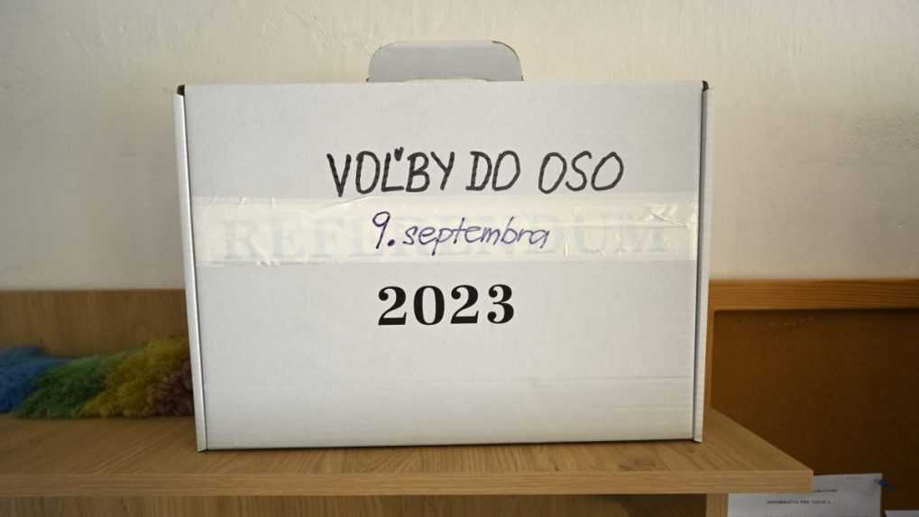 Prenosná urna v doplňujúcich voľbách do Obecného zastupiteľstva v obci Haluzice.