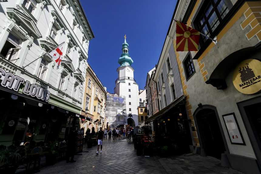 Prvý pohľad do obnovenej dominanty Bratislavy: Michalskú vežu opäť sprístupnia verejnosti