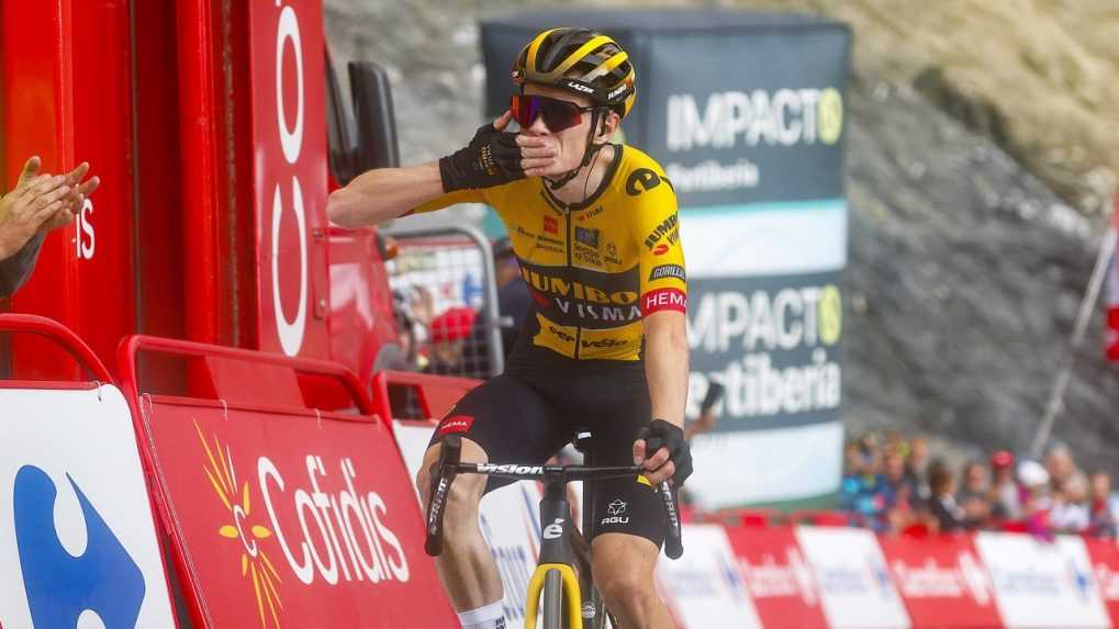 Vuelta: Totálny triumf Jumba na legendárnom Tourmalete. Etapový vavrín pre Vingegaarda