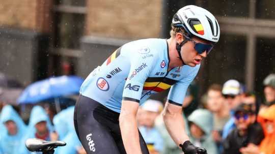 Belgický cyklista Nathan van Hooydonck.