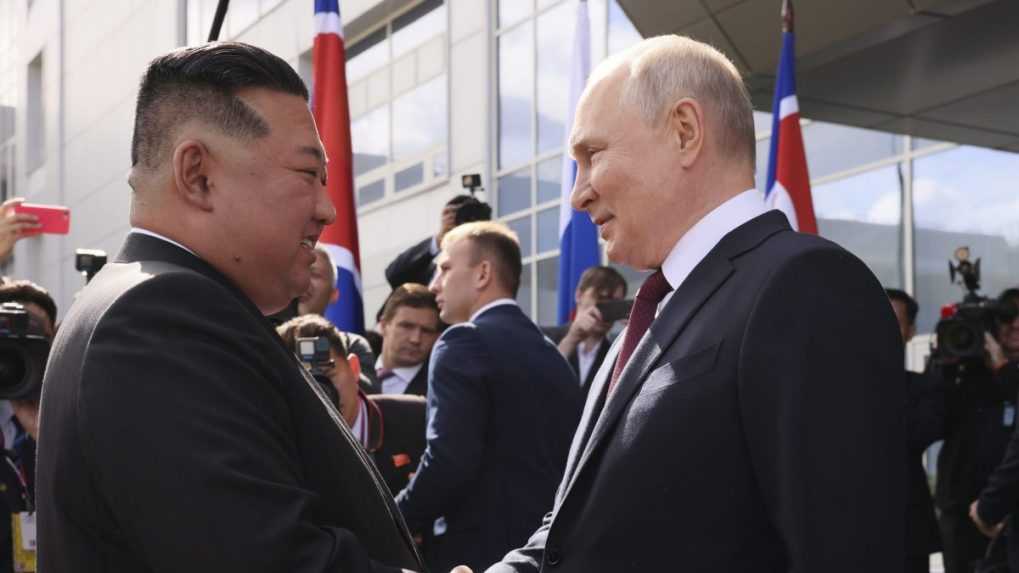 KĽDR stojí za Putinom a všetkými jeho rozhodnutiami, vyhlásil Kim Čong-un na stretnutí so šéfom Kremľa