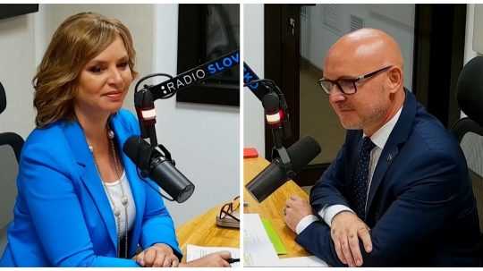 Poslankyňa Veronika Remišová (Za ľudí) a poslanec Branislav Gröhling (SaS) v diskusnej relácii RTVS Sobotné dialógy.