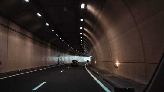 Na ilustračnej snímke tunel.