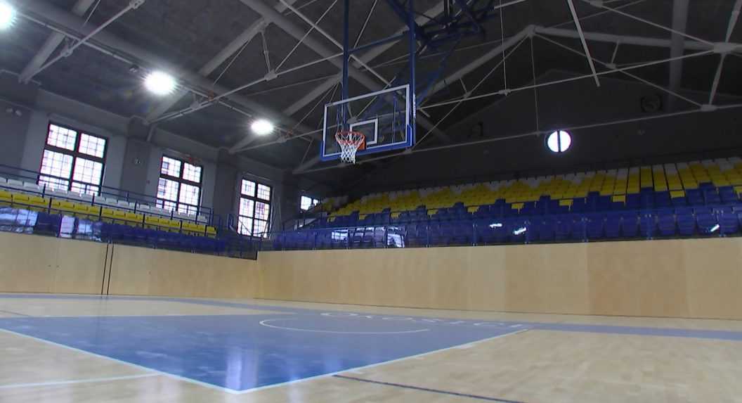 Športovú halu v Košiciach nedávno obnovili za viac ako tri milióny eur, po slávnostnom otvorení ju však opäť zavreli