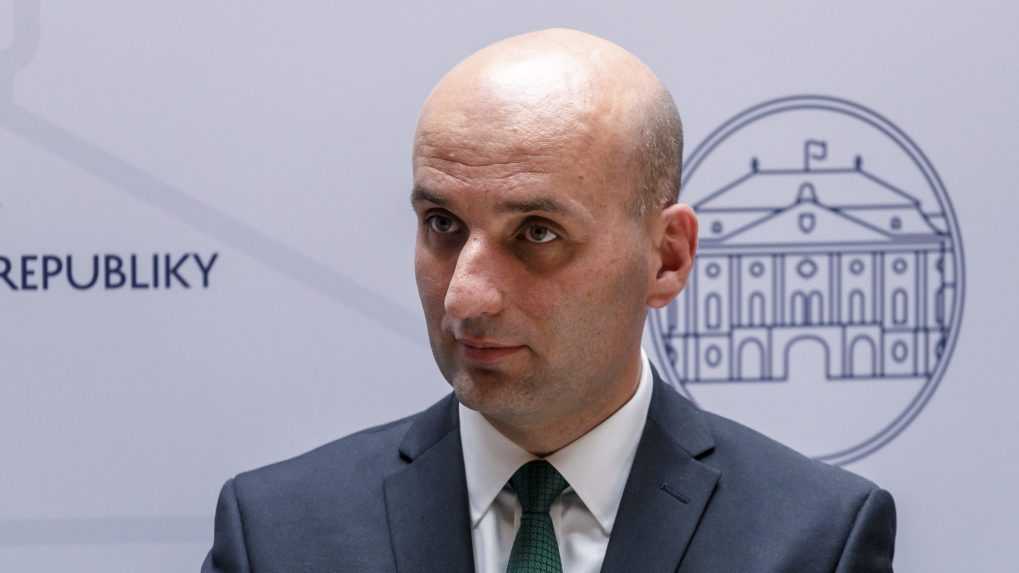 Nová vláda musí pripraviť realistický návrh rozpočtu na budúci rok, hovorí minister financií Horváth