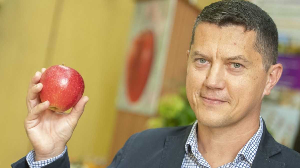 VÃƒÂ­Ã…Â¥az sÃƒÂºÃ…Â¥aÃ…Â¾e Jablko roka 2023 Peter Molda za odrodu Pinova.