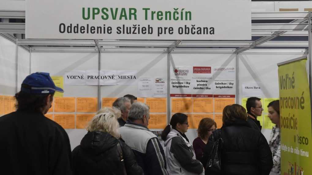 Nezamestnanosť na Slovensku v septembri klesala aj napriek prívalu absolventov, tých bolo najmenej za desať rokov