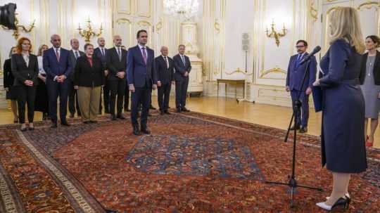 Prezidentka prijala ministerky a ministrov odchádzajúcej vlády odborníkov a premiéra Ľudovíta Ódora.